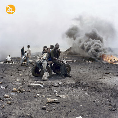 صد تصویر از آفریقایی‌ها و رنج از تبعیض نژادی