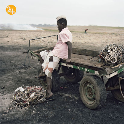 صد تصویر از آفریقایی‌ها و رنج از تبعیض نژادی