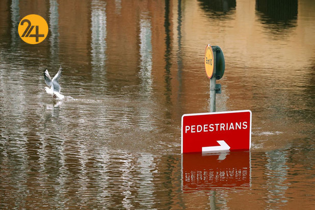 طوفان کریستف بریتانیا را درنوردید