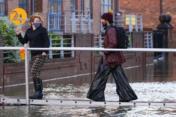 طوفان کریستف بریتانیا را درنوردید