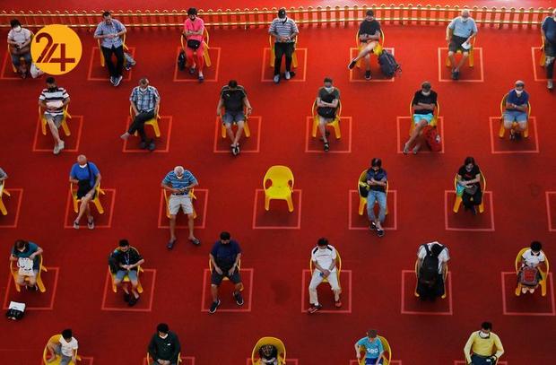 فاصله‌گذاری اجتماعی در کشورهای مختلف