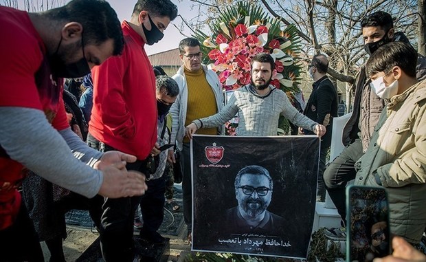 مهرداد میناوند