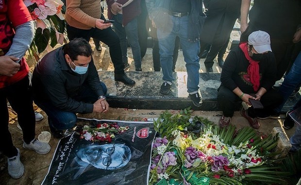 مهرداد میناوند