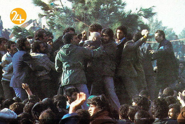 تصاویر روز بازگشت روح الله خمینی به ایران