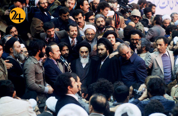 تصاویر روز بازگشت روح الله خمینی به ایران