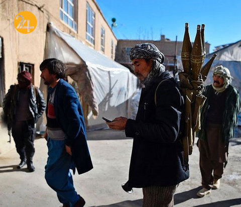 فرمانده شمشیر و جنگجویانش در میدان وردک