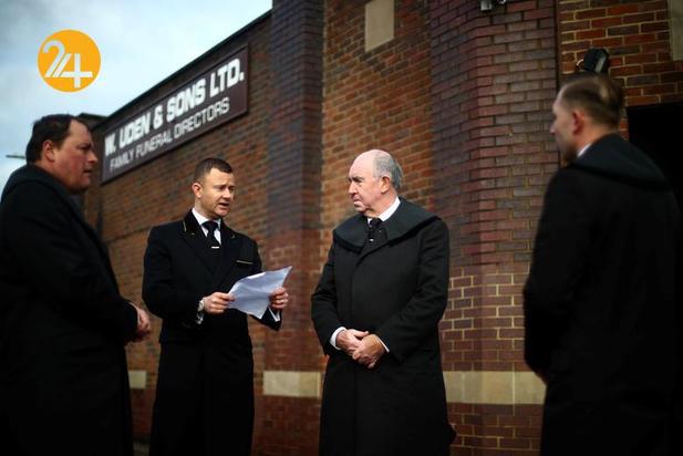 خاکسپاری کرونایی‌ها در بریتانیا