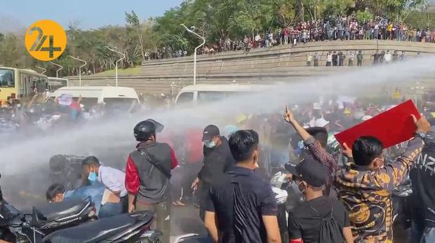 گسترش اعتراضات در میانمار