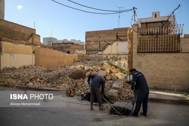 تخریب خانه پدری احمد محمود
