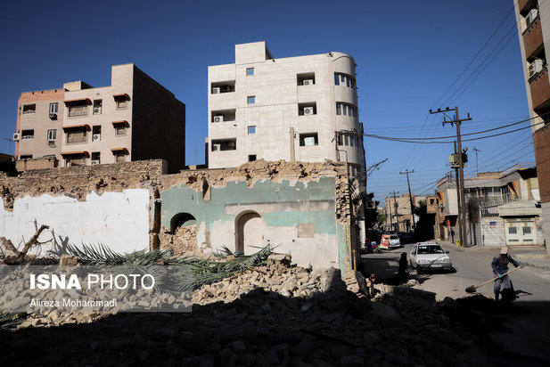 تخریب خانه پدری احمد محمود