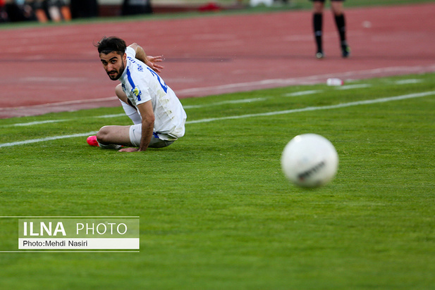 دیدار تیم های پرسپولیس و پیکان