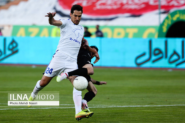 دیدار تیم های پرسپولیس و پیکان