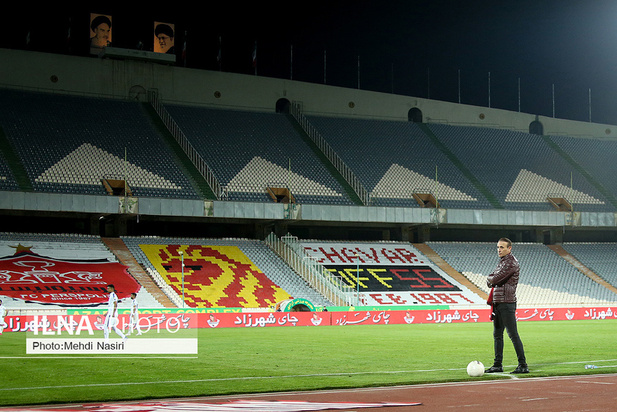 دیدار تیم های پرسپولیس و پیکان