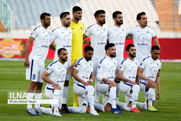 دیدار تیم های پرسپولیس و پیکان