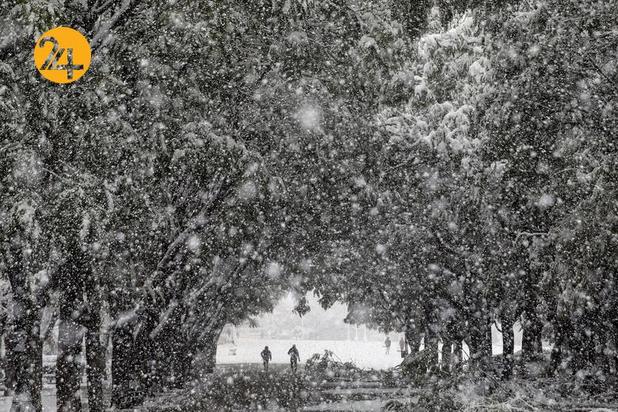 آتن یونان سفیدپوش شد