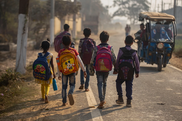 کودک زباله‌گرد هندی