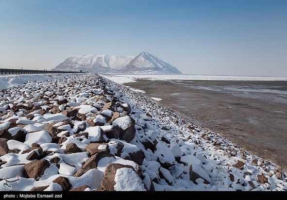 طبیعت زمستانی دریاچه ارومیه