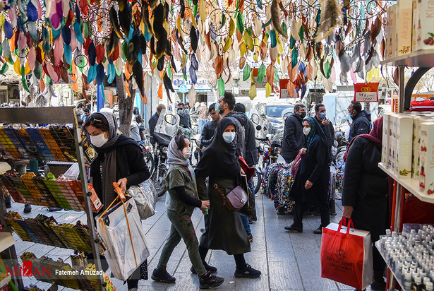 حراج کرونا در بازار شب عید