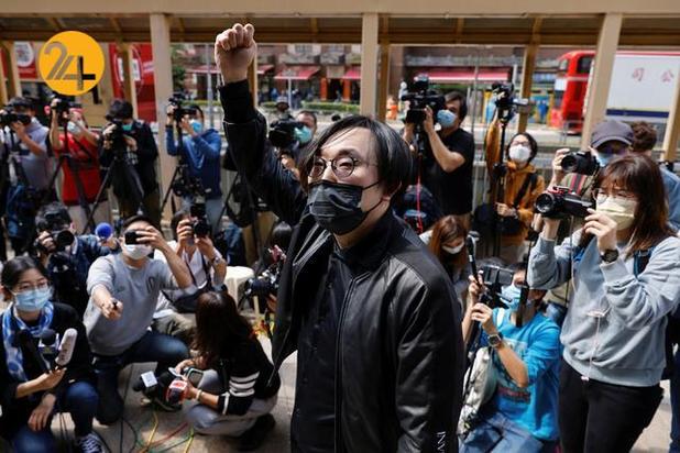 تجمع طرفداران فعالان سیاسی بازداشت شده هنگ کنگی