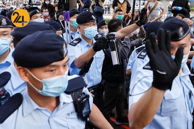 تجمع طرفداران فعالان سیاسی بازداشت شده هنگ کنگی