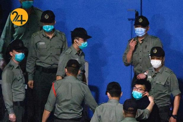 تجمع طرفداران فعالان سیاسی بازداشت شده هنگ کنگی