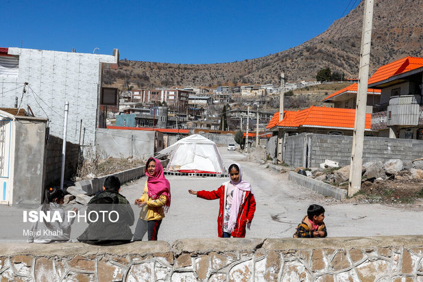 زلزله زدگان سی سخت