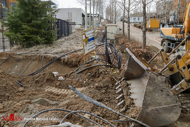 آغاز تخریب ساخت و سازهای غیرقانونی در کلاک