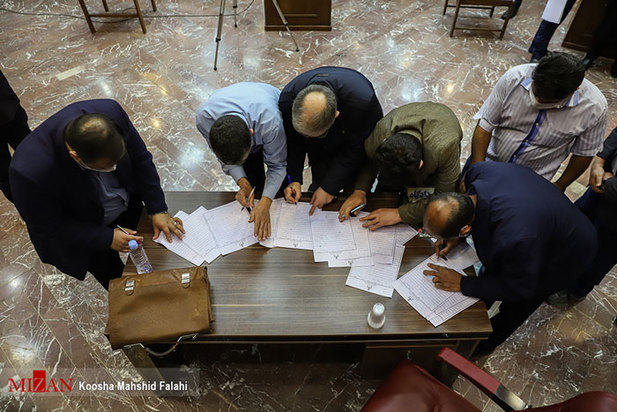 دومین جلسه دادگاه رسیدگى به دادخواست ۴۲ نفر از اعضاى سابق گروهک تروریستى منافقین