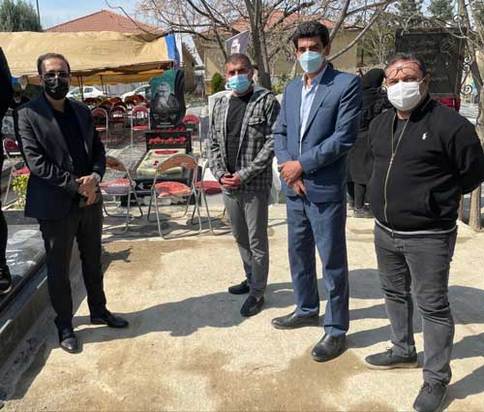 مراسم چهلم مهرداد میناوند