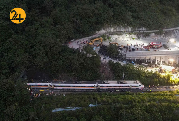 تصادف مرگبار قطار و کامیون در تایوان