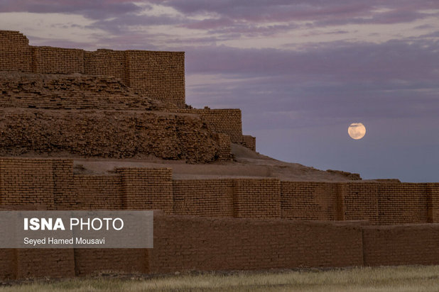 زیگورات چغازنبیل