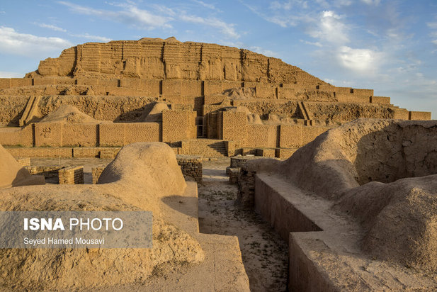 زیگورات چغازنبیل