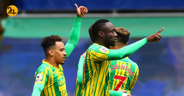 تصاویر جذاب بازی چلسی و وست برومویچ