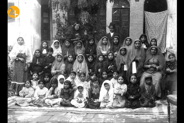 اشرف السلطنه “اولین بانوی عکاسِ ایران”