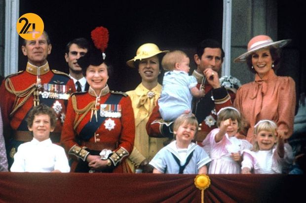 شاهزاده فیلیپ یک عمر به روایت تصویر