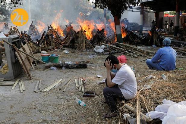 سوزاندن اجساد کرونایی در هند