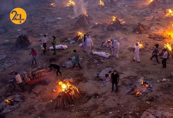 سوزاندن اجساد کرونایی در هند