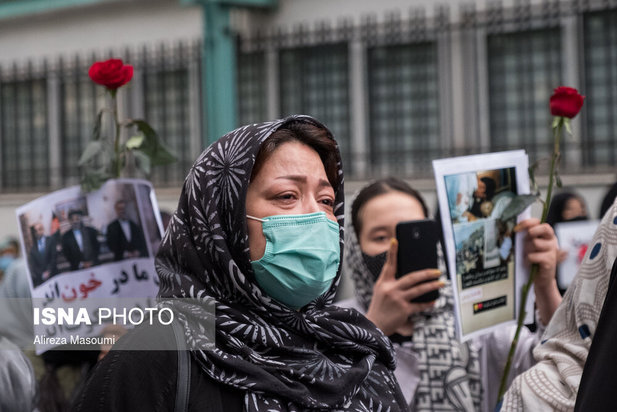 تجمع اعتراضی افغان‌ها در تهران