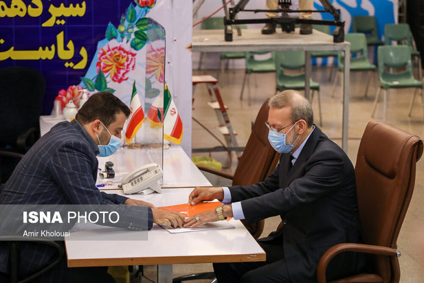 حضور علی لاریجانی در پنجمین روز ثبت‌نام داوطلبان انتخابات ریاست جمهوری ۱۴۰۰
