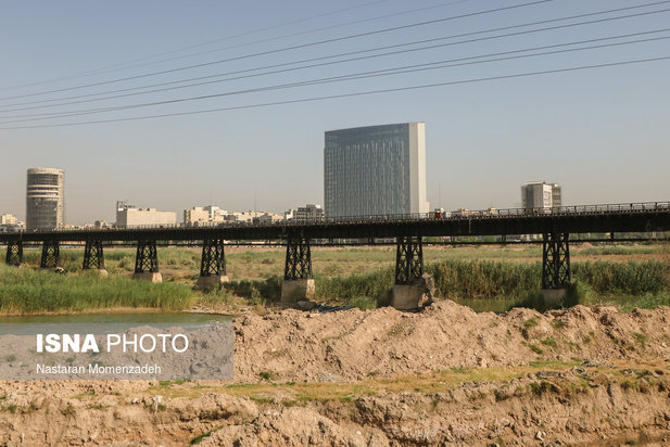 رود کارون در حال احتضار