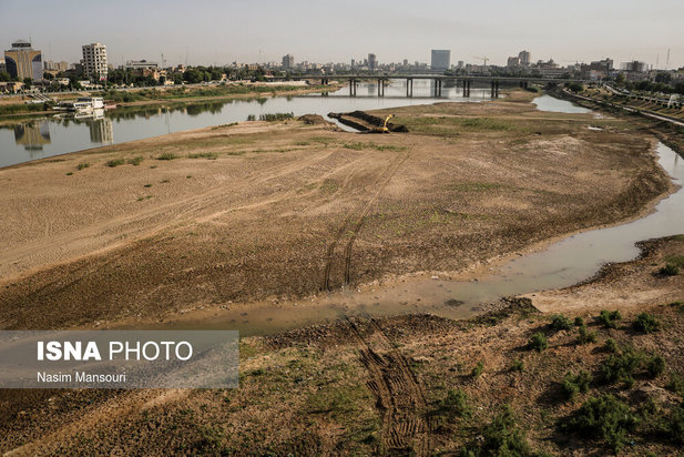 رود کارون در حال احتضار