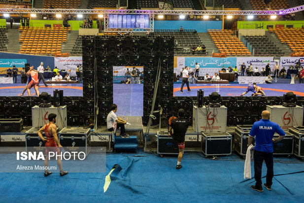 رقابت های بین‌المللی کشتی آزاد جام تختی