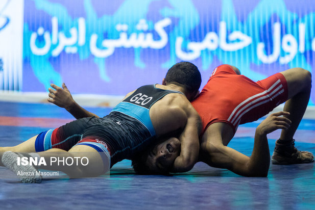 رقابت های بین‌المللی کشتی آزاد جام تختی