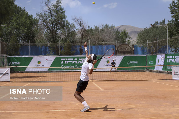 تور جهانی تنیس زیر ۱۸ سال