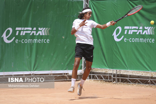 تور جهانی تنیس زیر ۱۸ سال