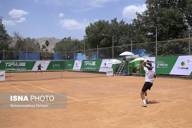 تور جهانی تنیس زیر ۱۸ سال