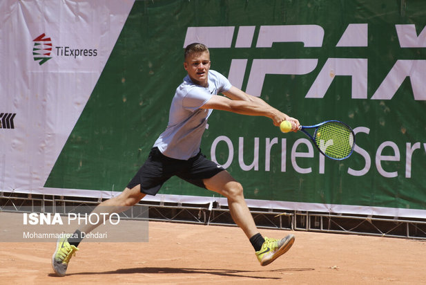 تور جهانی تنیس زیر ۱۸ سال