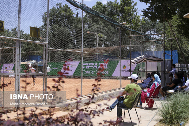 تور جهانی تنیس زیر ۱۸ سال