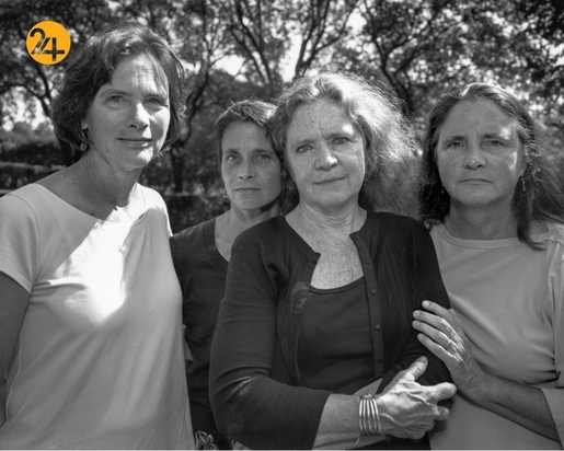 چهل سال عکاسی نیکولاس نیکسون از خواهران براون