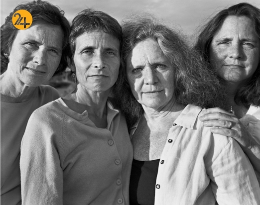 چهل سال عکاسی نیکولاس نیکسون از خواهران براون